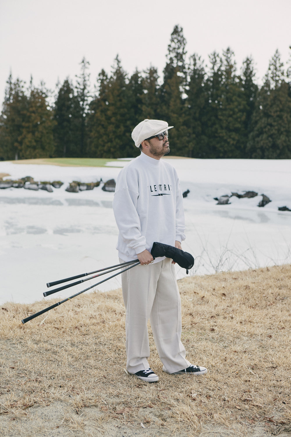 VERTICAL VOLT MOCKNECK SWEAT - WHITE