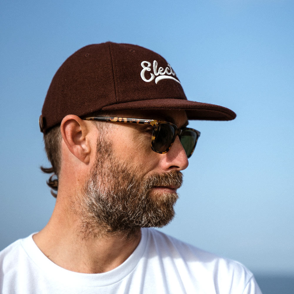 SCRIPT 6PANEL UNSTRUCTURED HAT - BROWN