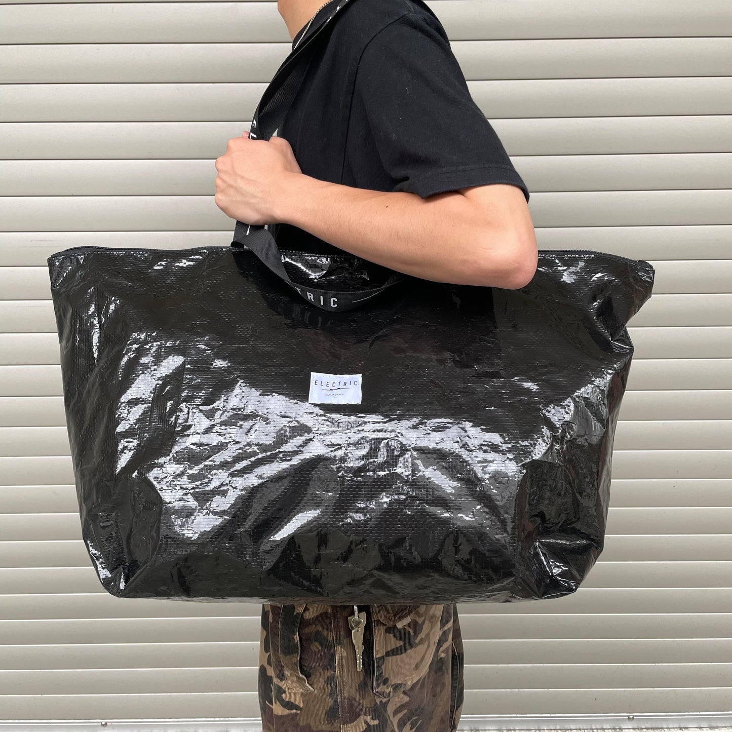 PE TOTE BAG L - BLACK