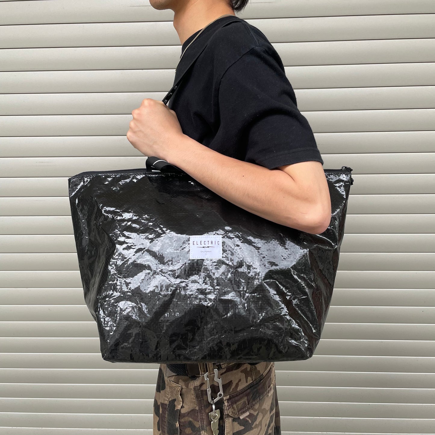 PE TOTE BAG M - BLACK
