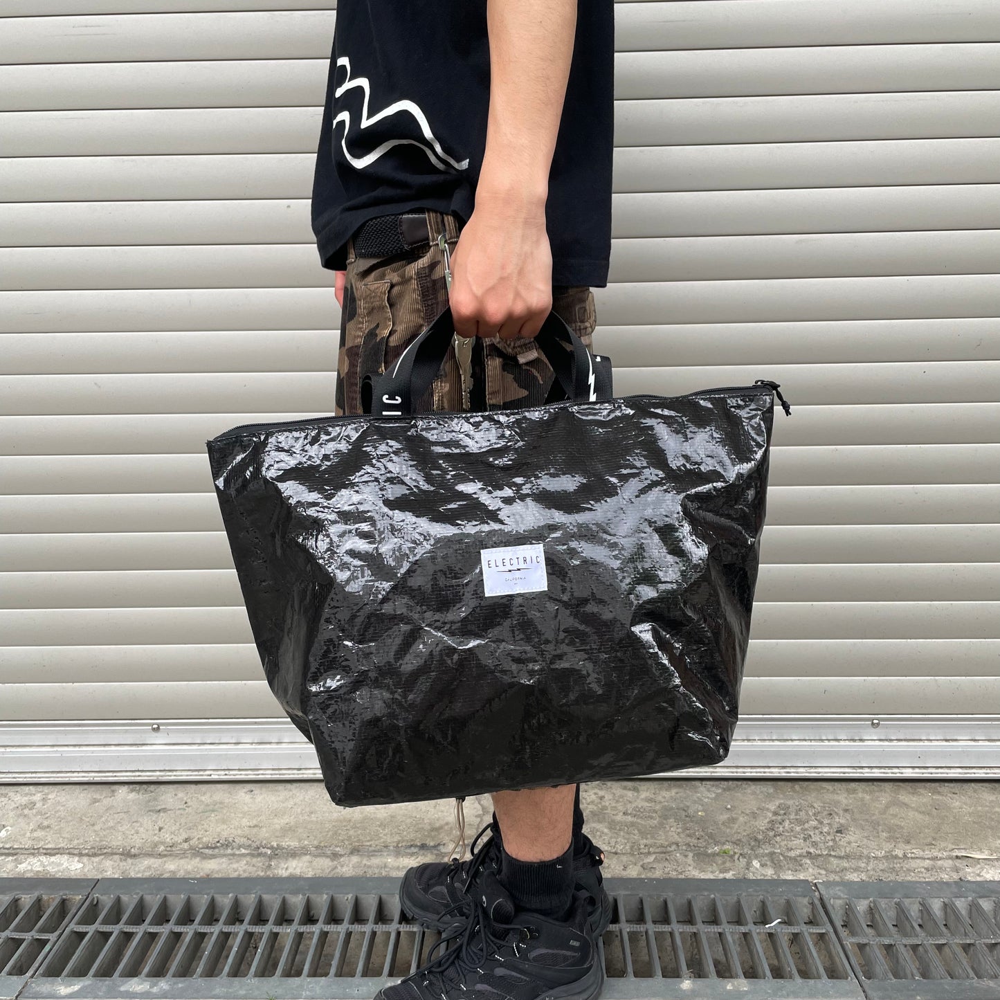 PE TOTE BAG M - BLACK