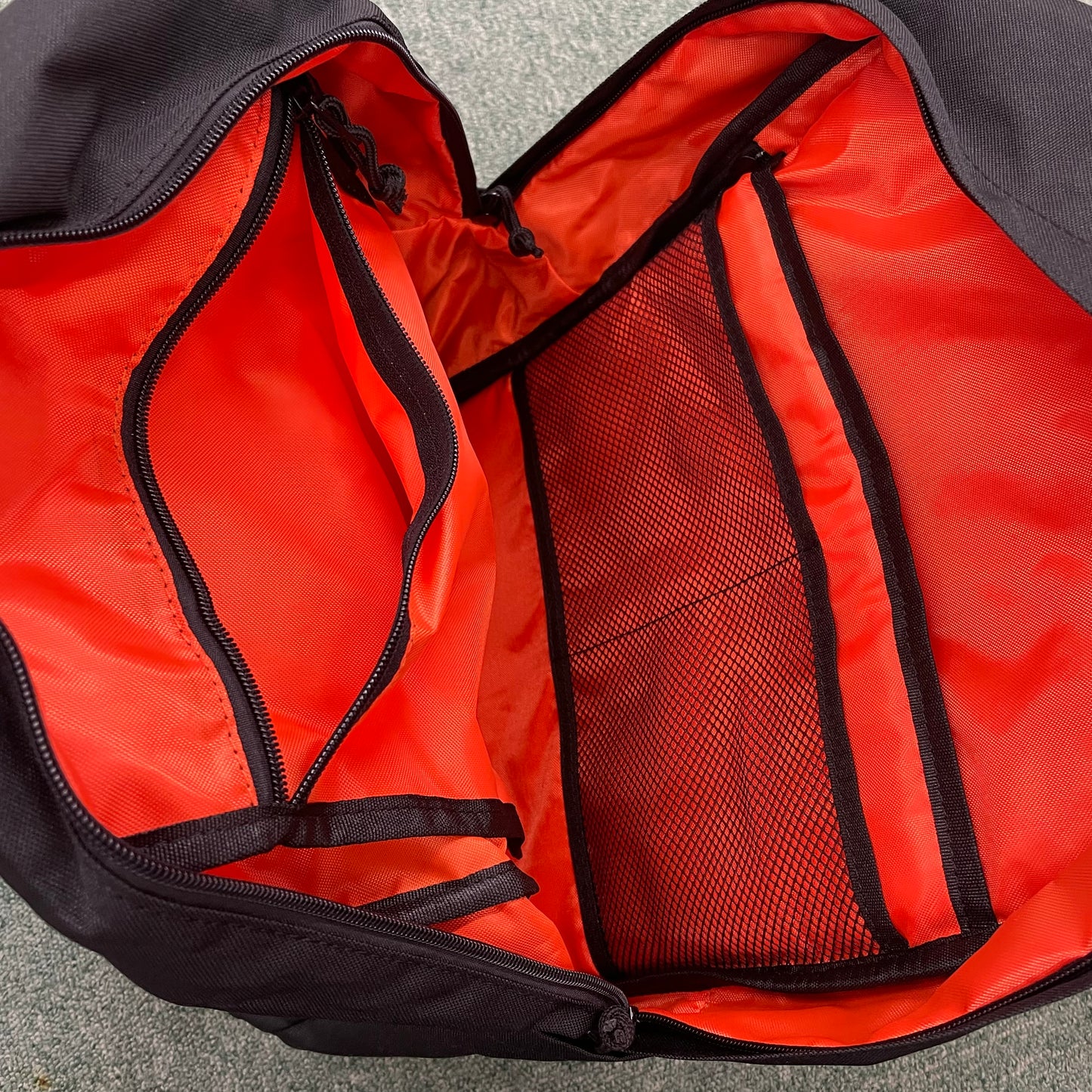 BACK PACK - BLACK